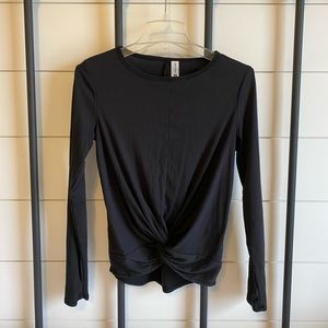 All In Motion Twist Front Top